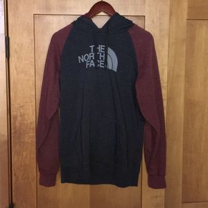 Cute north face sweatshirt